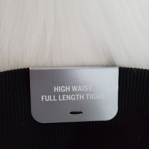 PINK VICTORIA'S SECRET LEGGINGS SIZE S - Picture 4 of 6